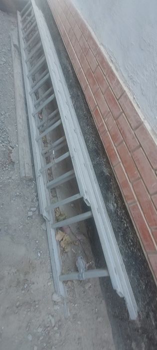 Продаю пожарную лестницу