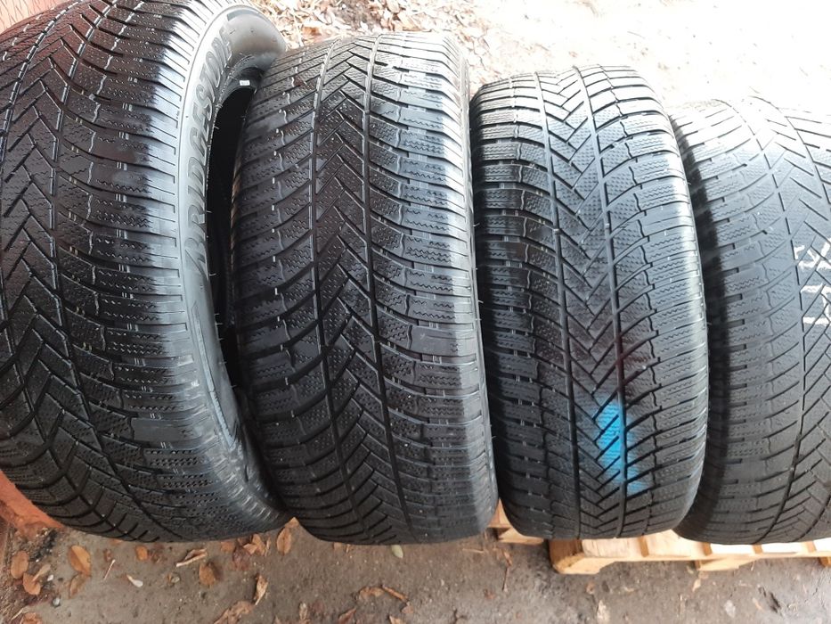 Продам шины 255/55/19 бриджистон