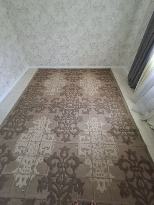 Продам ковёр 3.5х4.5