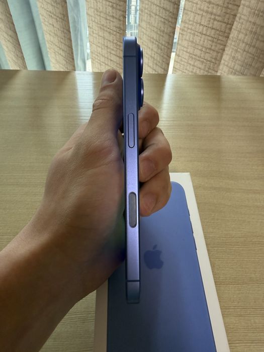 Iphone 16 256gb с гаранция