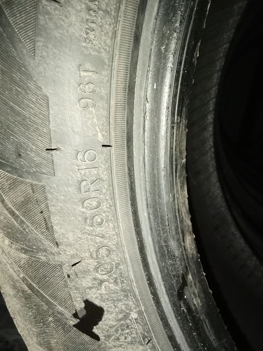Продам 205/60/16