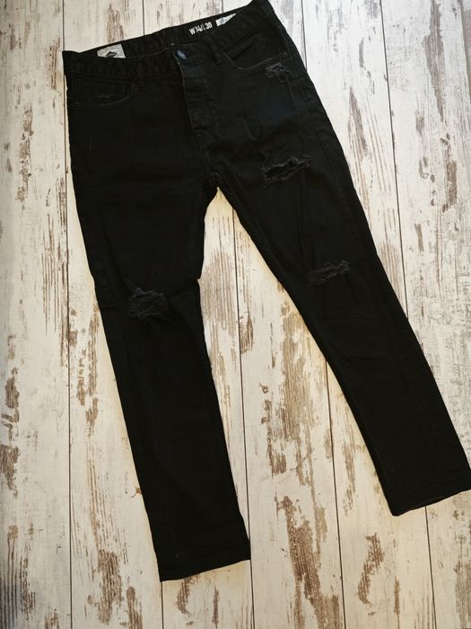 Мъжки дънки слим модел и мъжки ризи