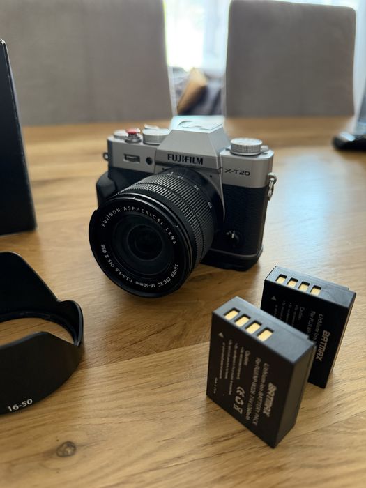 Fujifilm X-T20 plus accesorii