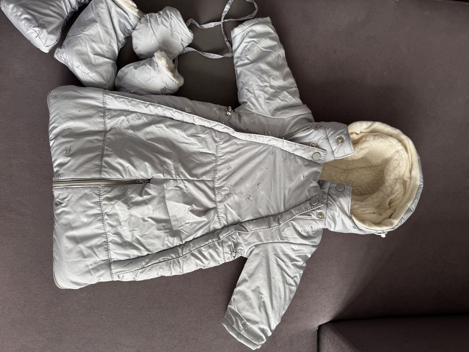 Продам детский зимний комбинизон трансформер!