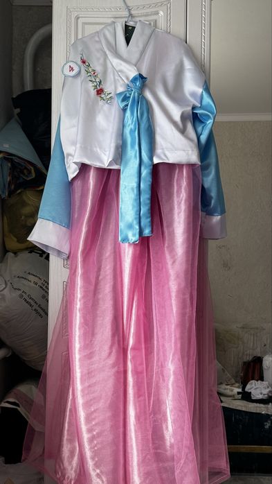 Корейски платье в аренду