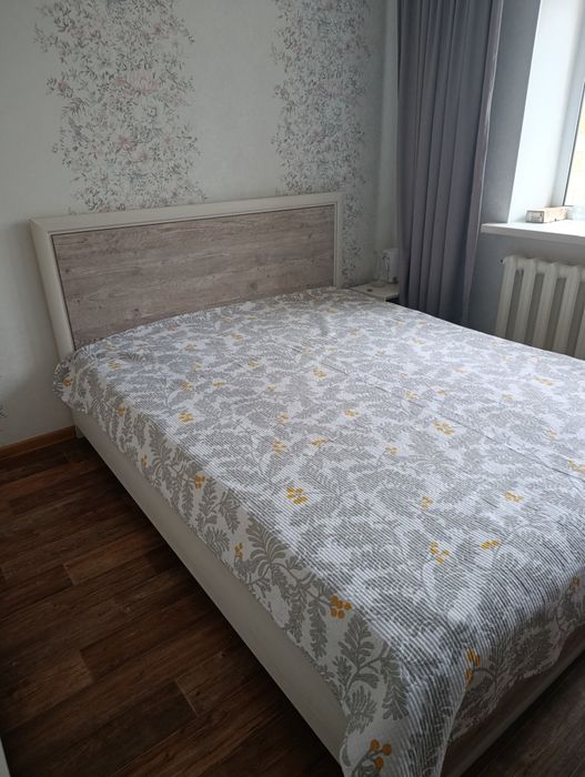 Продам двухспальную кровать