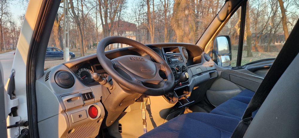 Iveco daily 35c15 35c18 35c17 50c15 mercedes sprinter 519 518 516 416