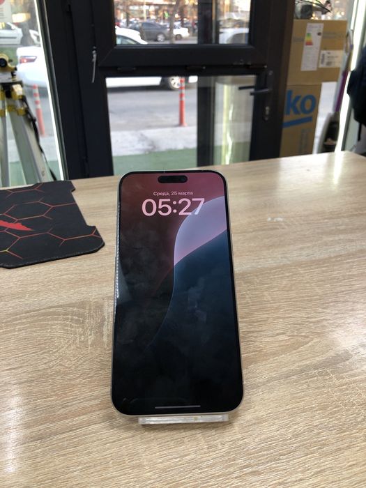 Iphone 15 pro max (A4)