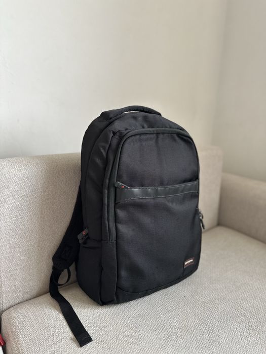 Рюкзак черный и красный Samsonite