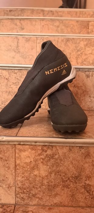 Adidas nemezis 42⅔
