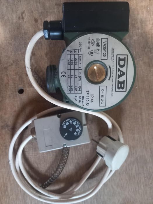 Циркулационна помпа за отоплителни системи DAB VA35/130