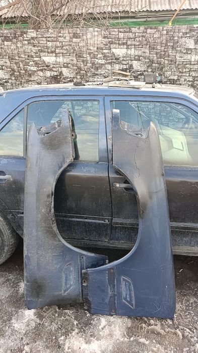 Мерседес 124 крылья