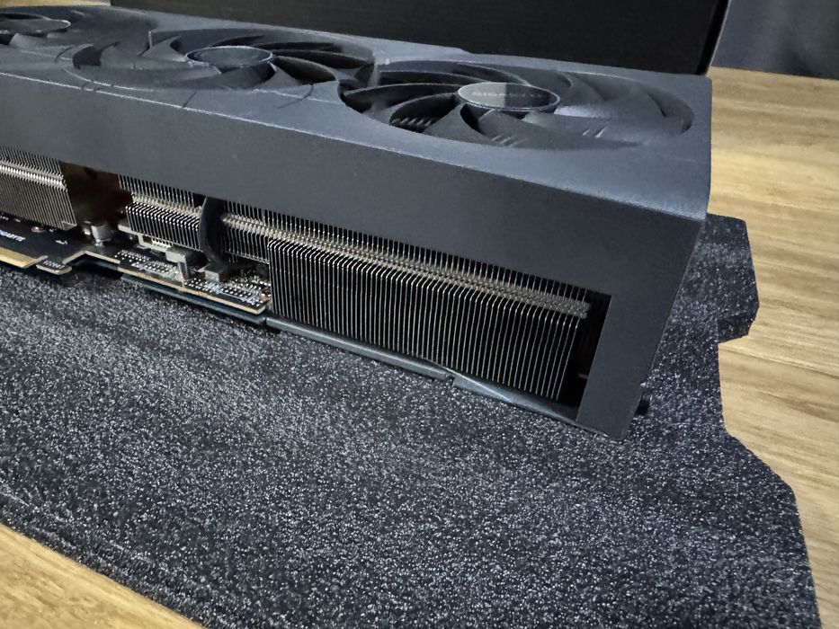 gigabyte rtx 4080