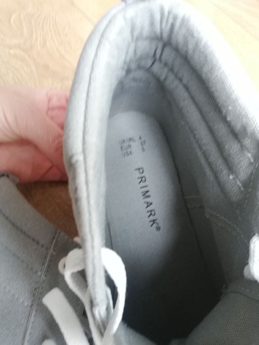 Детски високи кецове.