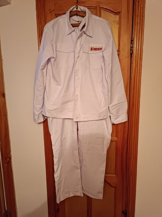 Продам спец.одежду.