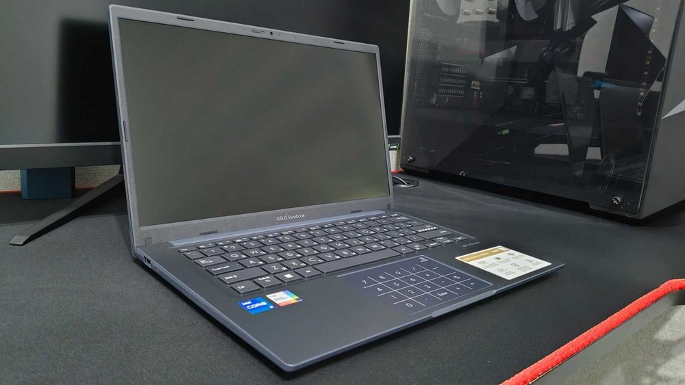 Ноутбук ASUS Core i7 13th
