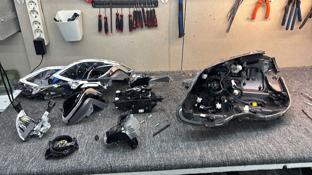Reparatie faruri Bucuresti