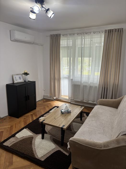 Vand apartament ultra-central!