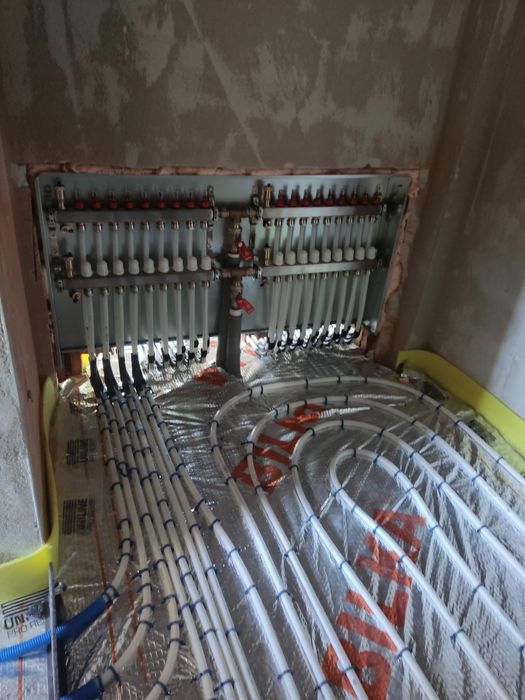 Încălzire în pardoseală Rehau/Uponor și Instalații Sanitare