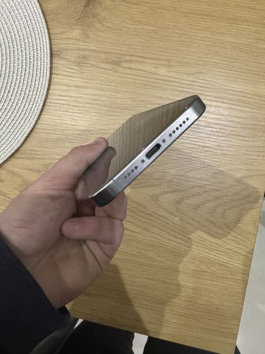 Iphone 15 Pro Max 512 GB , sanatate baterie 85%