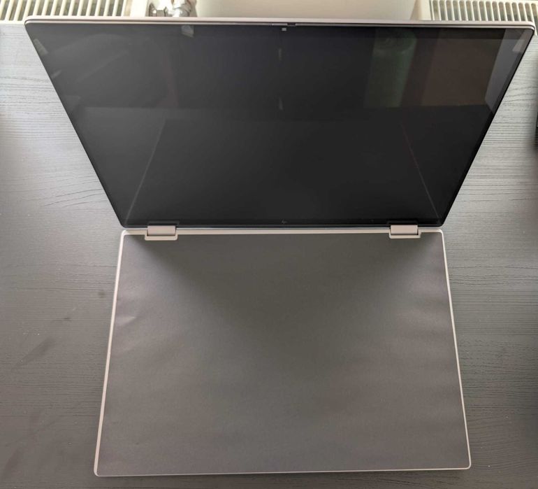 Laptop HP OmniBook X Flip 16 inch / AMD Ryzen 7