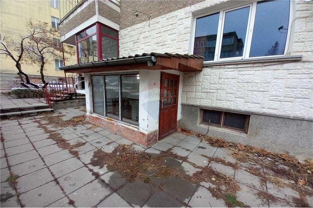 Продава се Офис в Разград, Бели Лом - 14 кв.м за 2368 €/кв.м - Снимка #3