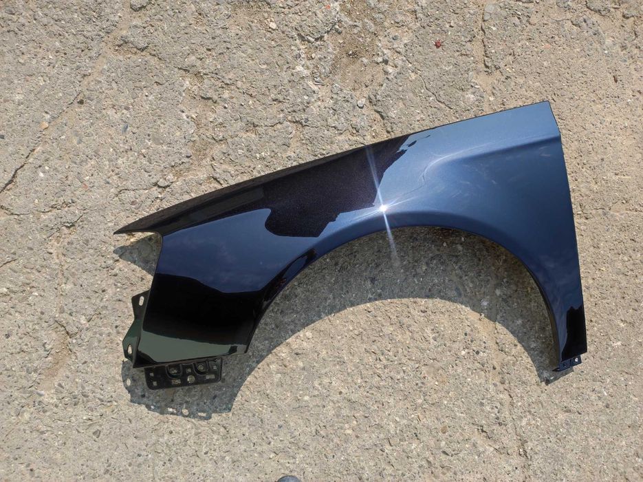 Aripa VW Passat B6 negru gri albastru