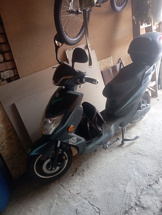 Електрически скутер