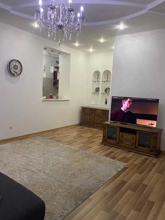 Сдаётся квартира ор-р Метро Айбек ул Афрасияб 2/5/9 на Мирабадский