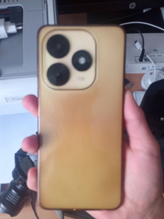 Продам телефон техно на Спарк 25 года