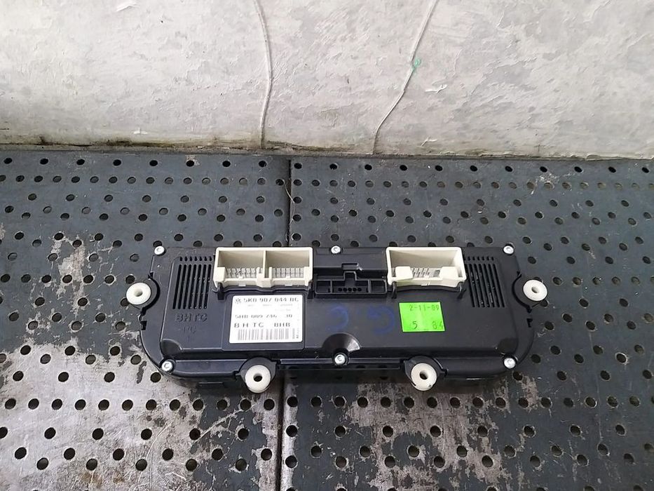 Panou comanda clima ac vw golf 6 5k 5k0907044bc 5hb00974630