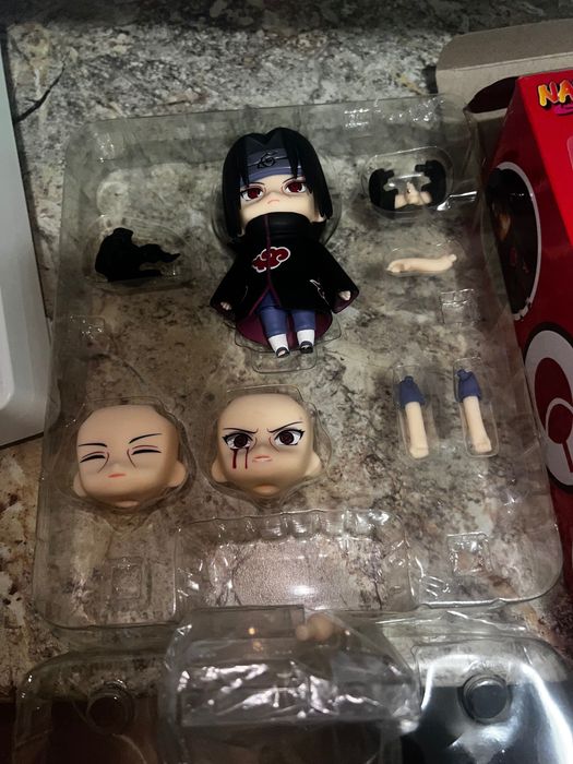 Фигурка Итачи из аниме «Наруто»