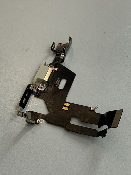 Запчасти Iphone 11