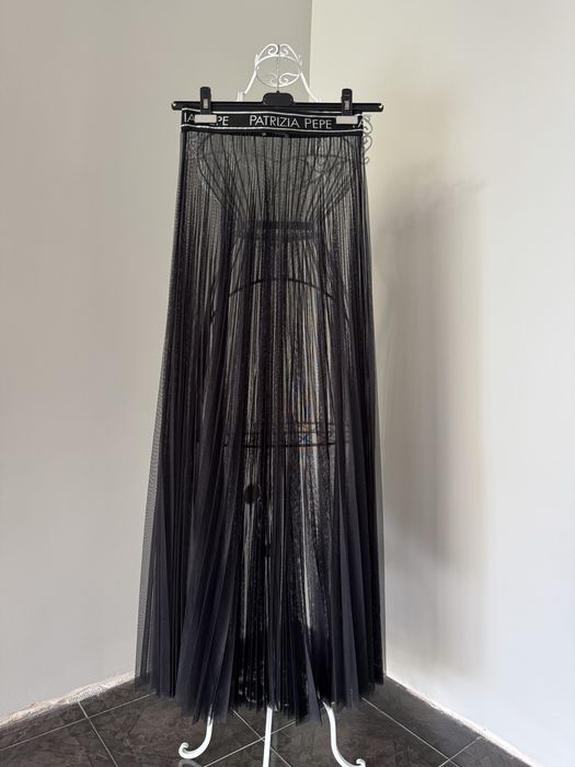 Плисирана тюлена пола Patrizia Pepe