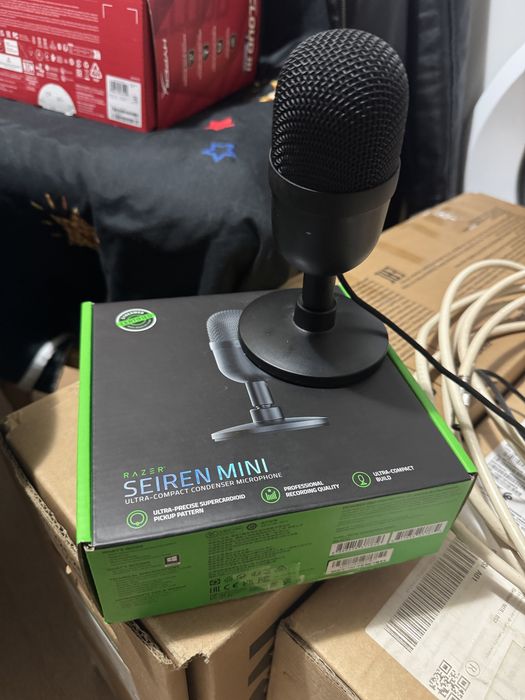 Razer Seiren Mini – microfon USB pentru streaming / podcast – ca nou