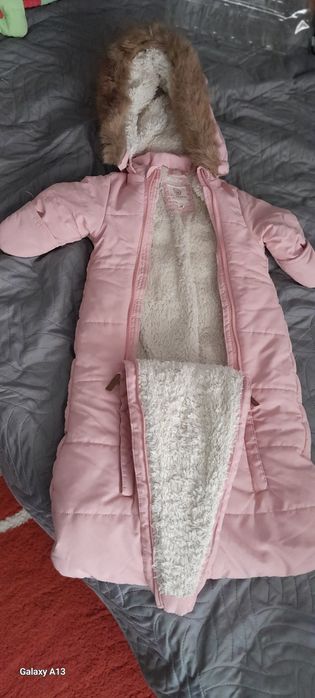 Vând combinezon iarna fetițe