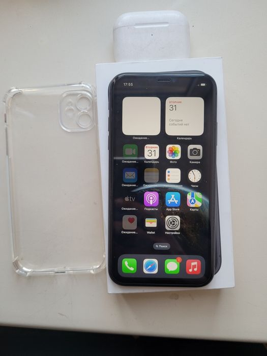 Продам iPhone 11 полный комплект минусов нету