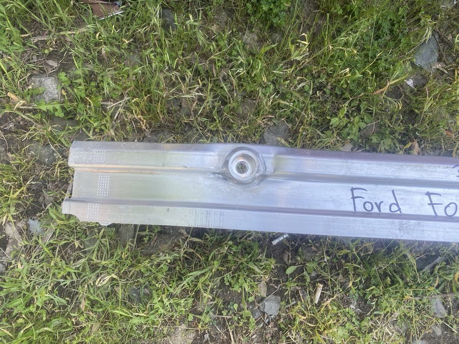 Задна греда под бронята Ford Focus Mk4