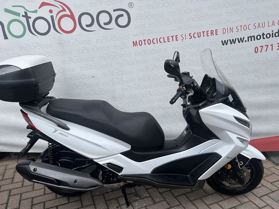 Motoideea vinde  KYMCO X TOWN  300  2018 ABS Rate Garantie