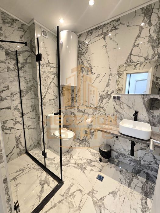 Продава се Двустаен апартамент в к.к. Златни пясъци - 69 кв.м за 1905 €/кв.м - Снимка #8