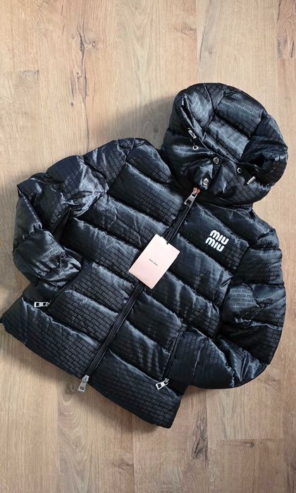 Дамски зимни якета