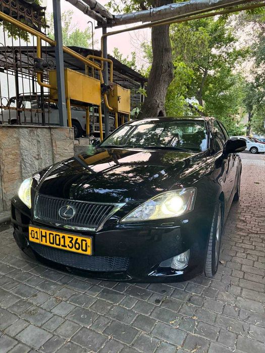Lexsus IS-300 черный