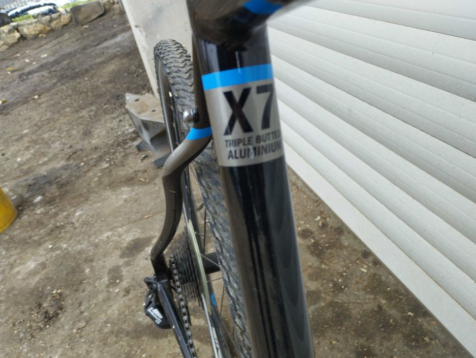 Колело Boardman MX Sport Hybrid Bike 2017 - M Frame