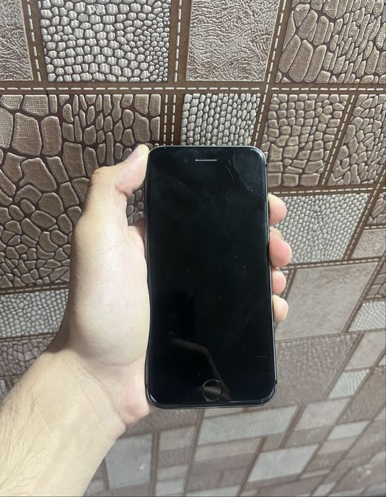 yaxshi iPhone 8 sotiladi