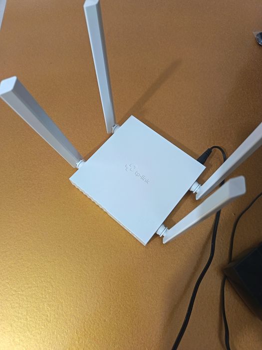 Роутер  tp-link wifi
