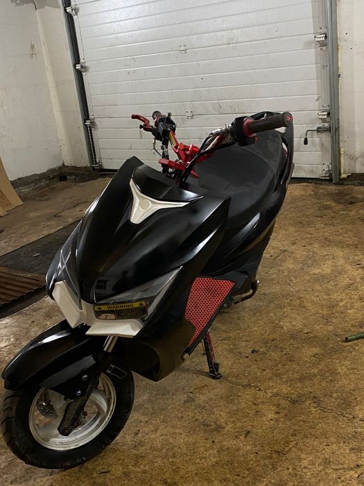 Продам Скутер М8 про