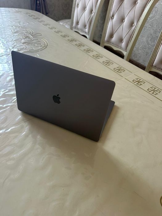 Макбук Pro 16 2019, 512гб ssd
