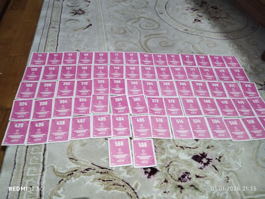 Vând cartonașe UEFA champions League tops