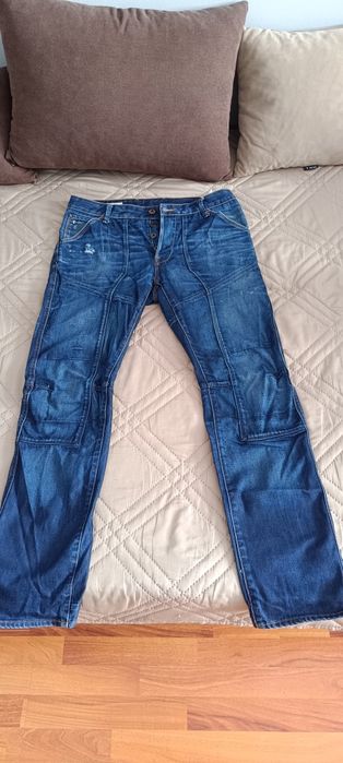 Продавам мъжки дънки G - Star
