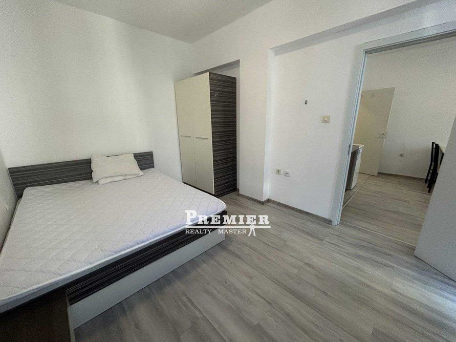 Продава се Двустаен апартамент в Поморие - 52 кв.м за 1404 €/кв.м - Снимка #4